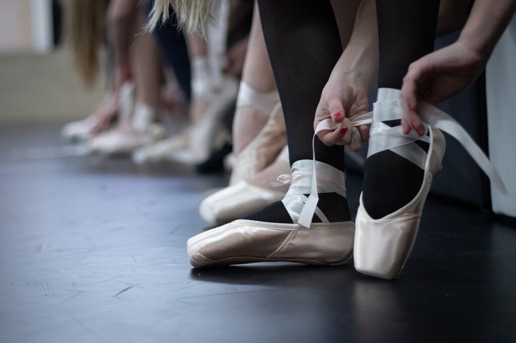 Pointe Shoes, Ballete shoes